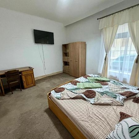 Central Park Home คลูจ-นาโปกา ภายนอก รูปภาพ